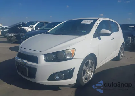 2015 Chevrolet Sonic Ltz Auto из США, поврежденный, VIN 1G1JE6SB2F4186609